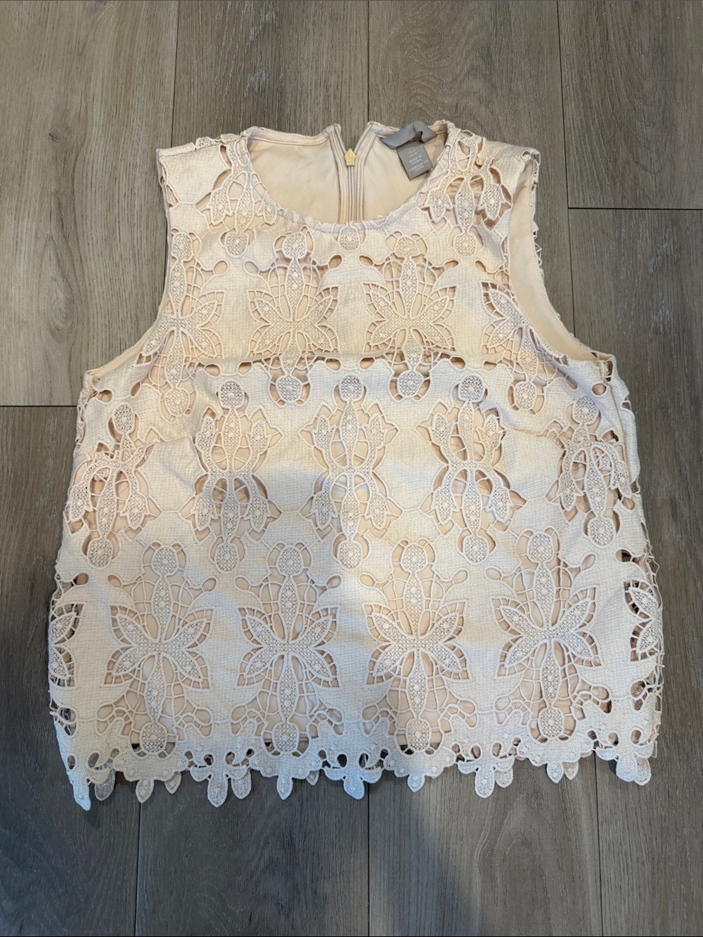 H&M Cream Lace Sleeveless Top